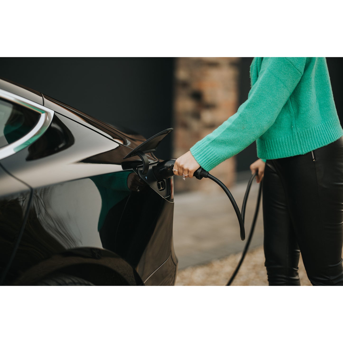 zappi Tethered EV Charger in Black - charging